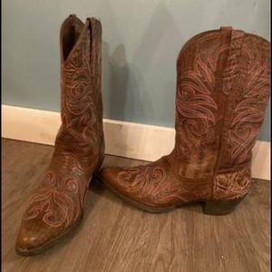 Ariat cowboy boots